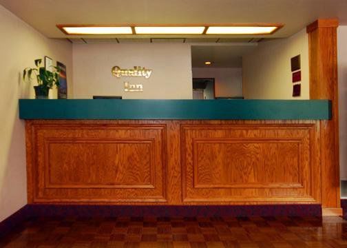 Days Inn By Wyndham Tiffin Interior photo